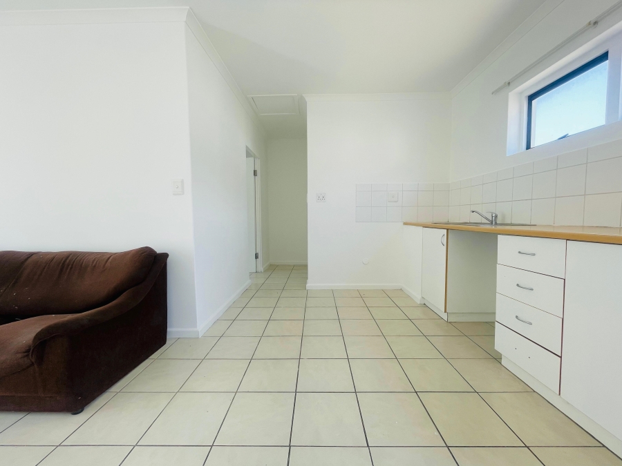 1 Bedroom Property for Sale in Maitland Western Cape